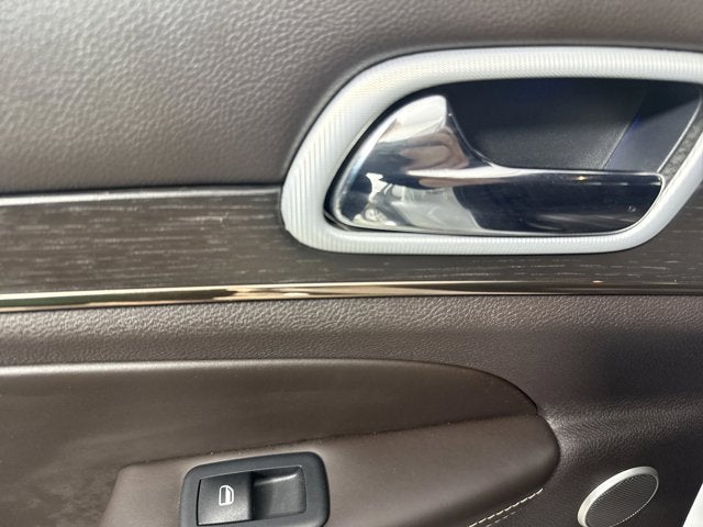 2018 Jeep Grand Cherokee Summit