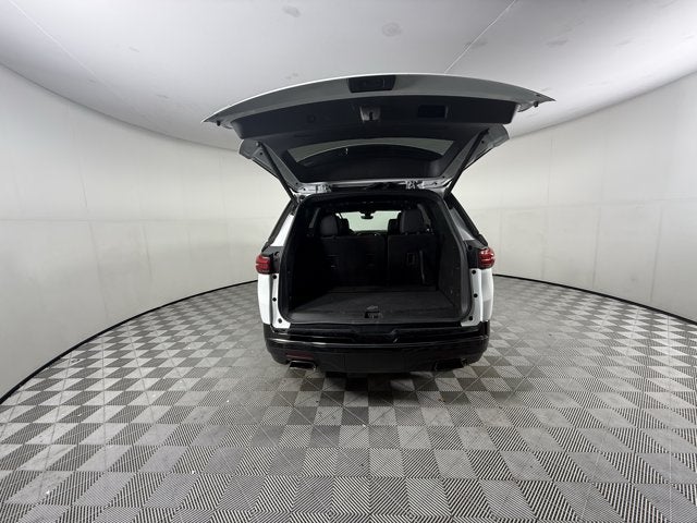 2024 Chevrolet Traverse Limited Premier