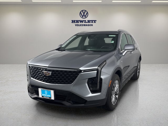 2025 Cadillac XT4 FWD Premium Luxury