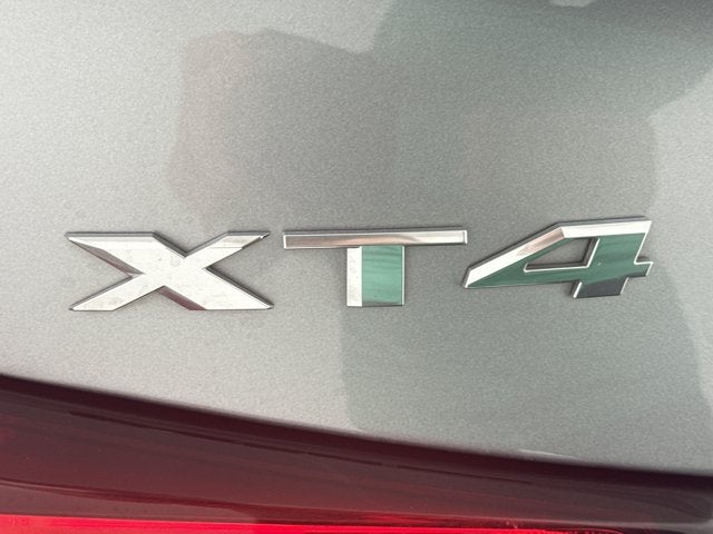 2025 Cadillac XT4 FWD Premium Luxury
