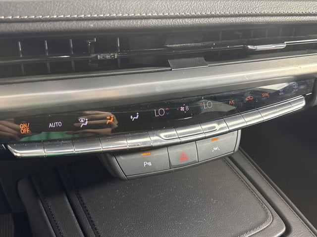 2025 Cadillac XT4 FWD Premium Luxury