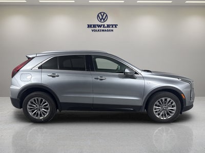 2025 Cadillac XT4 FWD Premium Luxury
