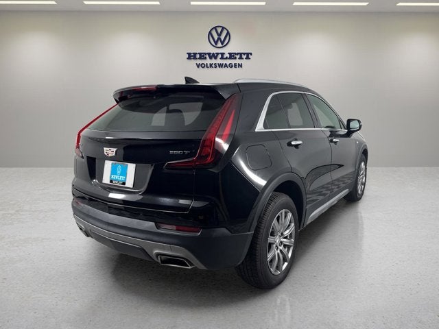 2023 Cadillac XT4 FWD Premium Luxury
