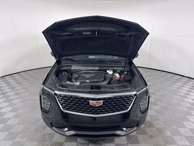 2025 Cadillac XT4 FWD Premium Luxury