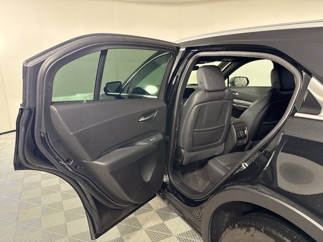 2025 Cadillac XT4 FWD Premium Luxury