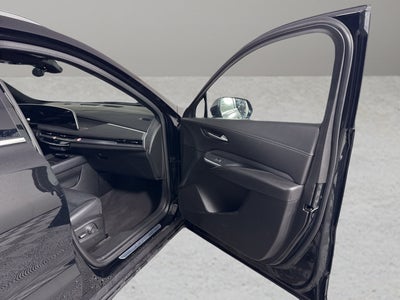 2025 Cadillac XT4 FWD Premium Luxury