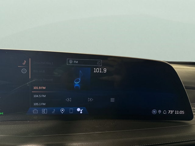 2025 Cadillac XT4 FWD Premium Luxury