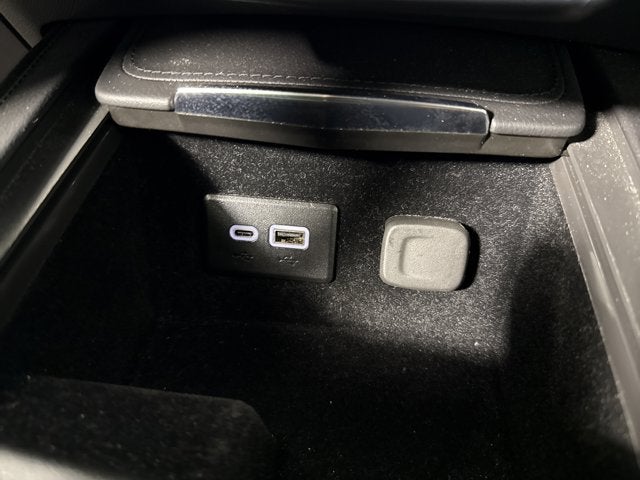 2025 Cadillac XT4 FWD Premium Luxury