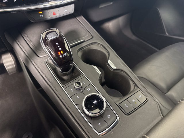 2025 Cadillac XT4 FWD Premium Luxury