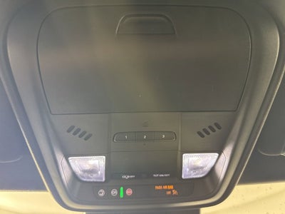 2025 Cadillac XT4 FWD Premium Luxury