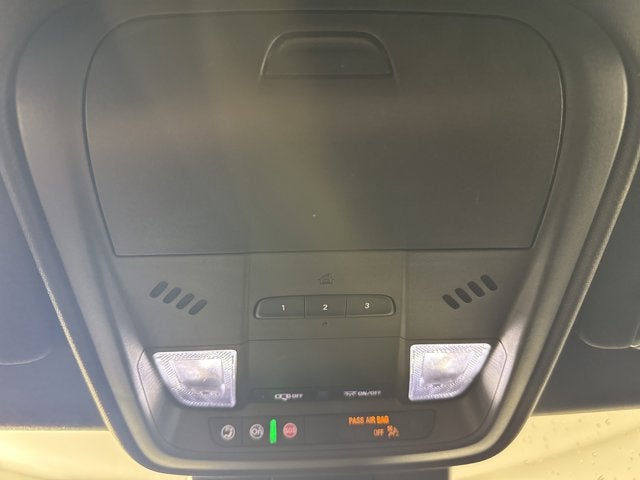 2025 Cadillac XT4 FWD Premium Luxury