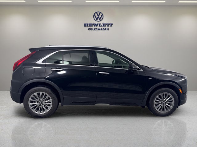 2025 Cadillac XT4 FWD Premium Luxury
