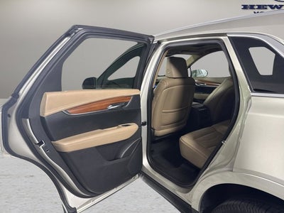 2017 Cadillac XT5 Platinum AWD