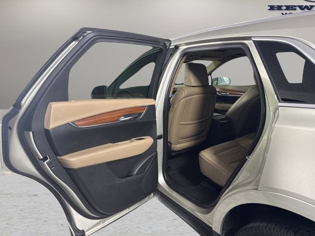 2017 Cadillac XT5 Platinum AWD