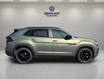2026 Volkswagen Atlas Cross Sport 2.0T SEL R-Line Black