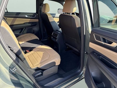 2026 Volkswagen Atlas Cross Sport 2.0T SEL R-Line Black