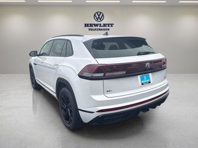 2026 Volkswagen Atlas Cross Sport 2.0T SEL R-Line Black