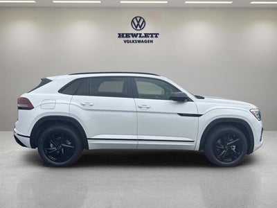 2026 Volkswagen Atlas Cross Sport 2.0T SEL R-Line Black