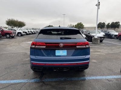 2026 Volkswagen Atlas Cross Sport 2.0T SEL R-Line Black