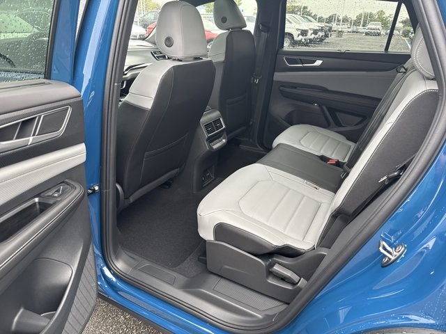 2026 Volkswagen Atlas Cross Sport 2.0T SEL R-Line Black