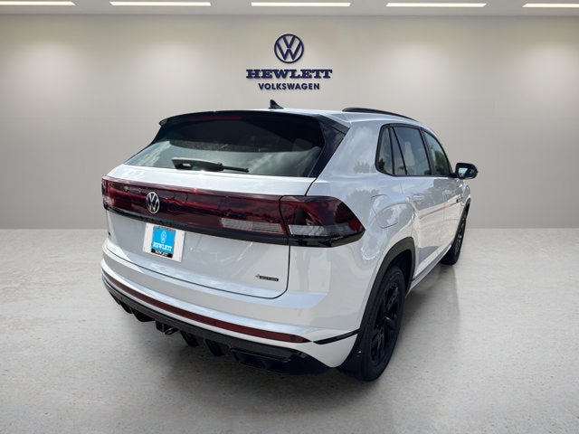 2026 Volkswagen Atlas Cross Sport 2.0T SEL R-Line Black