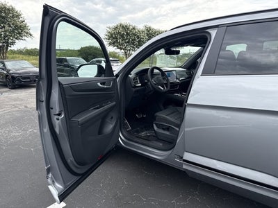 2026 Volkswagen Atlas Cross Sport 2.0T SEL R-Line Black