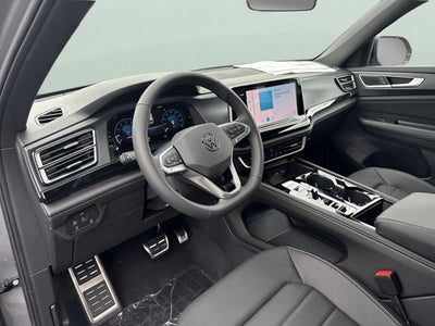 2026 Volkswagen Atlas Cross Sport 2.0T SEL R-Line Black
