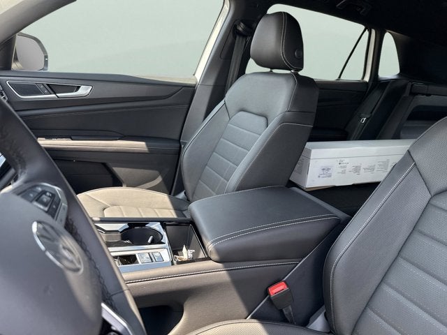 2026 Volkswagen Atlas Cross Sport 2.0T SEL R-Line Black