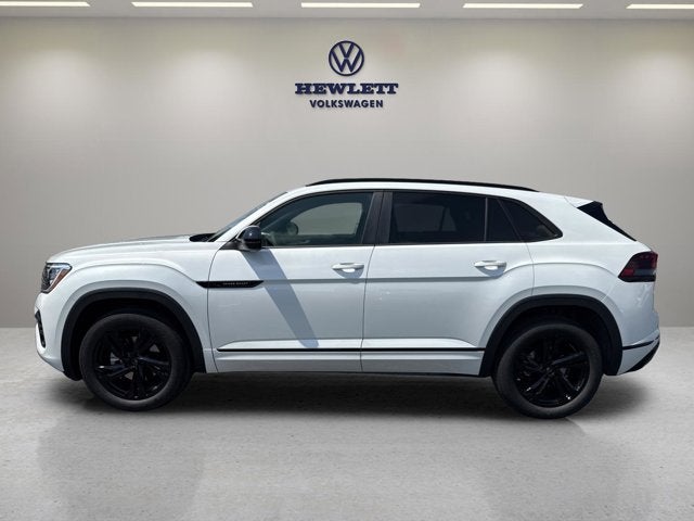 2026 Volkswagen Atlas Cross Sport 2.0T SEL R-Line Black