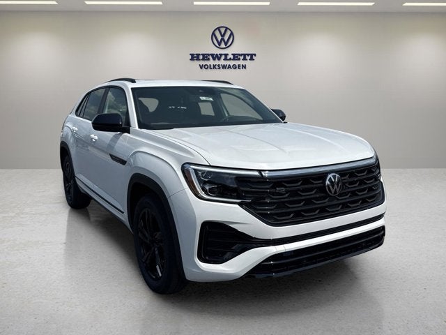 2026 Volkswagen Atlas Cross Sport 2.0T SEL R-Line Black