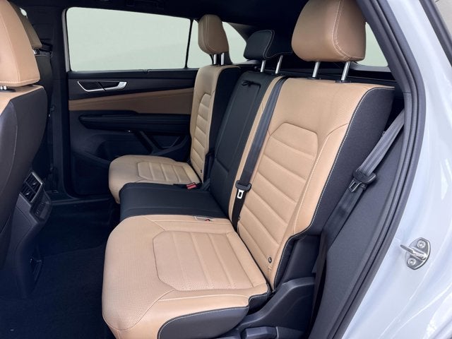 2026 Volkswagen Atlas Cross Sport 2.0T SEL R-Line Black