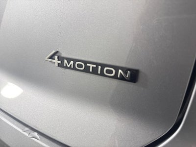 2025 Volkswagen Atlas Cross Sport 2.0T SEL R-Line Black