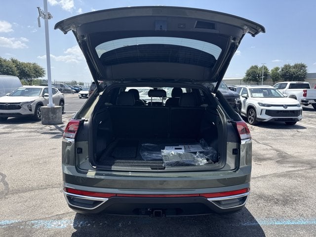 2026 Volkswagen Atlas Cross Sport 2.0T SEL