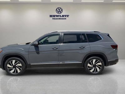 2026 Volkswagen Atlas 2.0T SEL with Captain's Chairs