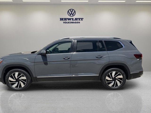 2026 Volkswagen Atlas 2.0T SEL with Captain's Chairs