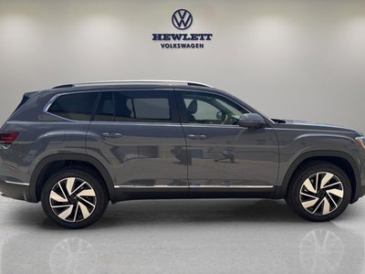 2026 Volkswagen Atlas 2.0T SEL with Captain's Chairs