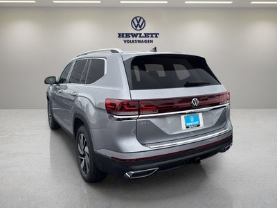 2026 Volkswagen Atlas 2.0T SEL with Captain's Chairs