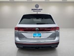 2026 Volkswagen Atlas 2.0T SEL with Captain's Chairs