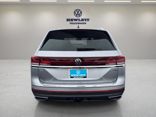 2026 Volkswagen Atlas 2.0T SEL with Captain's Chairs