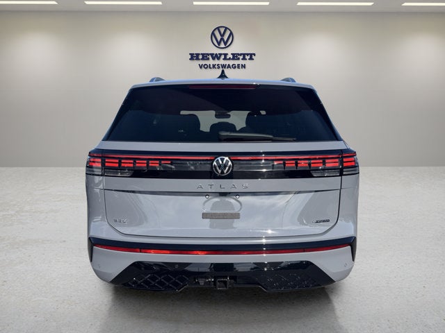 2027 Volkswagen Atlas SEL R-Line