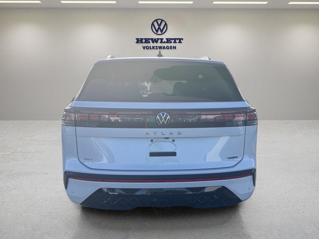 2027 Volkswagen Atlas SEL R-Line