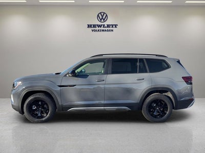 2026 Volkswagen Atlas 2.0T Peak Edition with Captain's Chairs