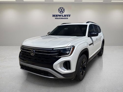 2026 Volkswagen Atlas 2.0T Peak Edition with Captain's Chairs