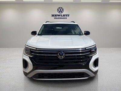 2026 Volkswagen Atlas 2.0T Peak Edition with Captain's Chairs