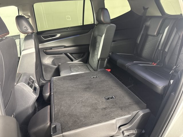 2024 Volkswagen Atlas 2.0T Peak Edition SE w/Technology
