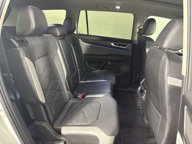 2024 Volkswagen Atlas 2.0T Peak Edition SE w/Technology