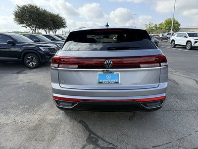 2026 Volkswagen Atlas Cross Sport 2.0T SE