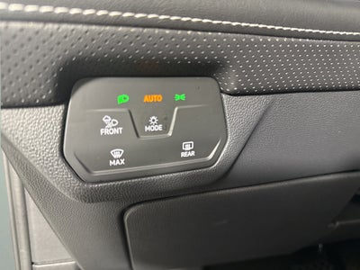 2024 Volkswagen Atlas Cross Sport 2.0T SE