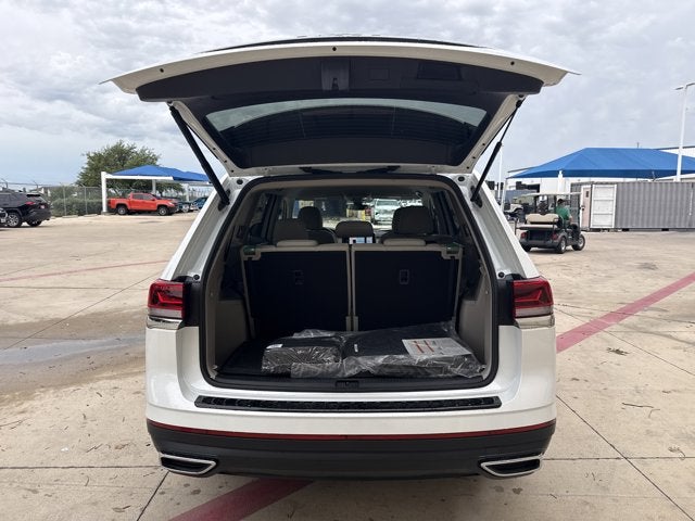 2026 Volkswagen Atlas 2.0T SE