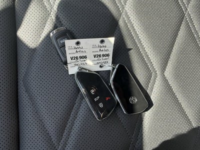 2026 Volkswagen Atlas 2.0T SE